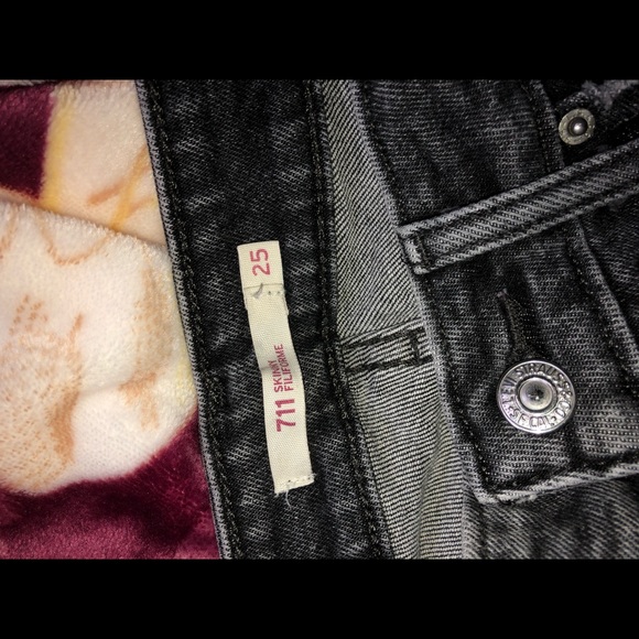 Levi’s skinny thick denim ripped jeans - Picture 4 of 7